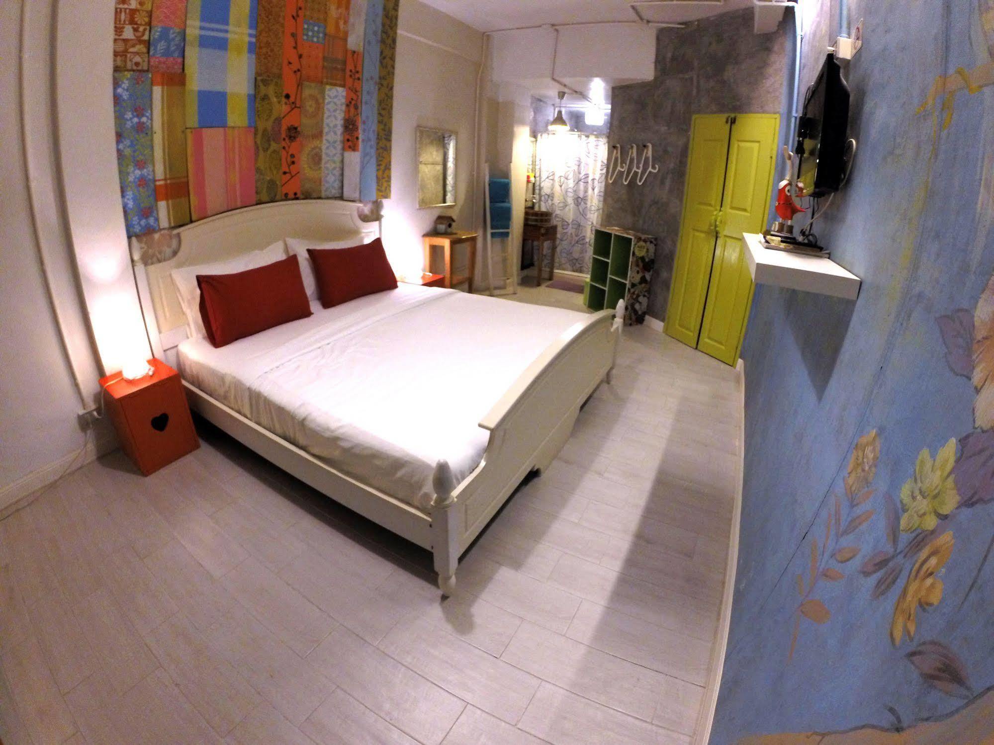 Room@Bangkok Boutique Guesthouse Buitenkant foto