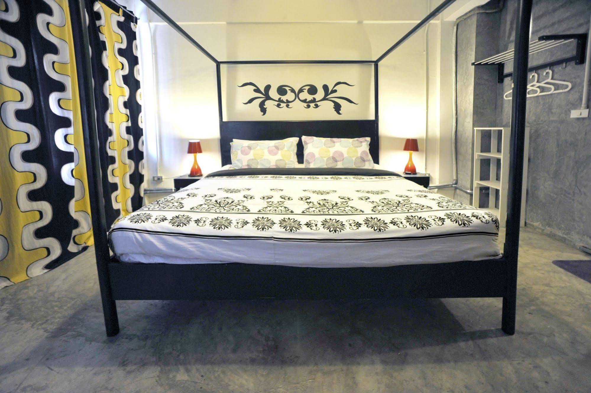 Room@Bangkok Boutique Guesthouse Buitenkant foto
